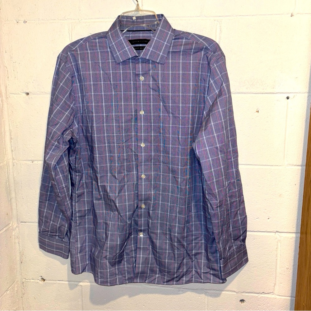 Tommy Hilfiger men’s slim fit button up shirt blue red check